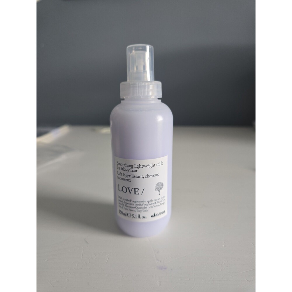 Davines LOVE Smoothing Lightweight Milk for Frizzy Hair New